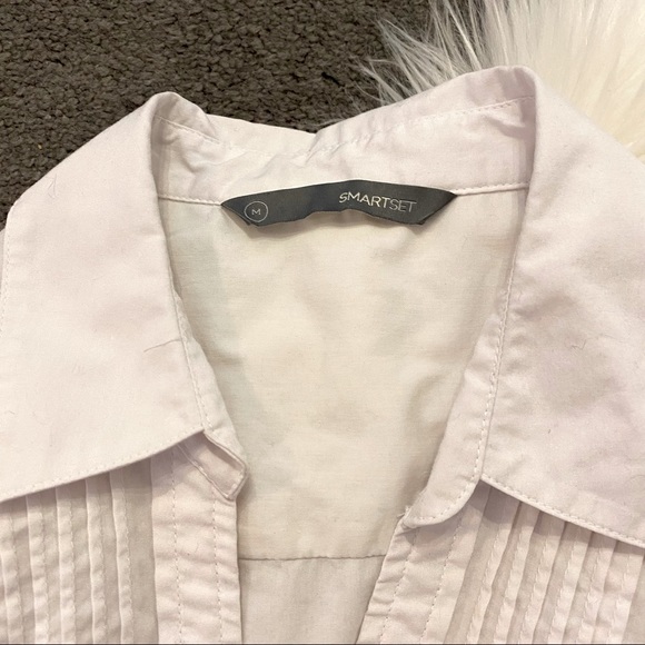 White, short-sleeve, V-neck blouse - Picture 2 of 6